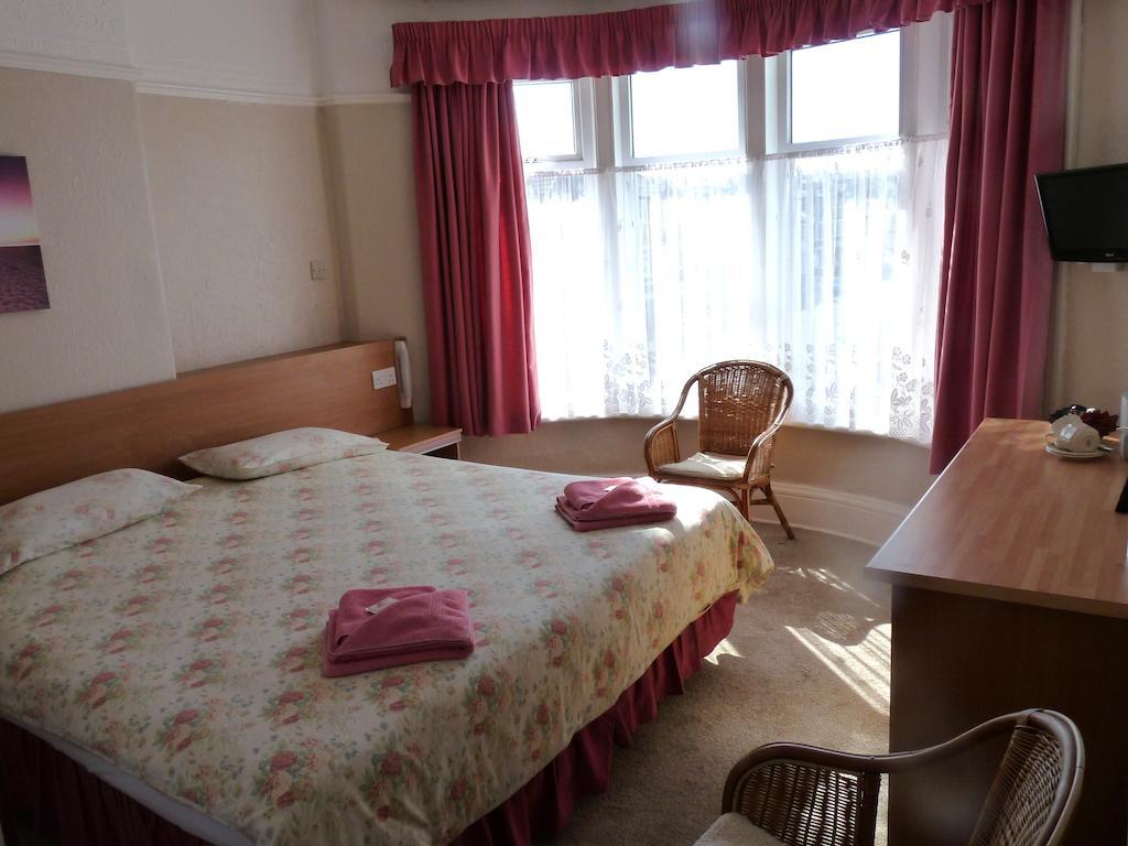 Moorings Hotel ブラックプール 部屋 写真